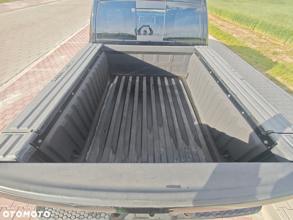 Dodge RAM 5.7 4x4 - 8