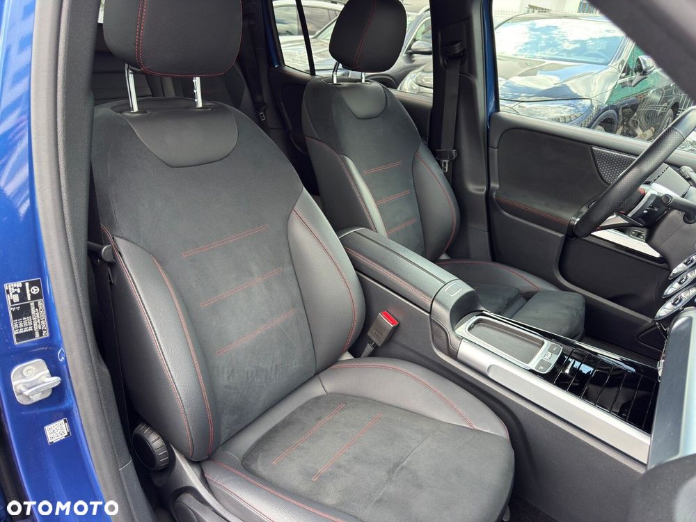 Mercedes-Benz GLB 200 d AMG Line 8G-DCT - 27