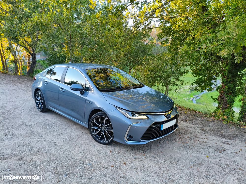 Toyota Corolla SD 1.8 Hybrid Luxury - 4