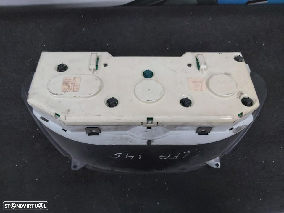 Quadrante Alfa Romeu 145 - 3