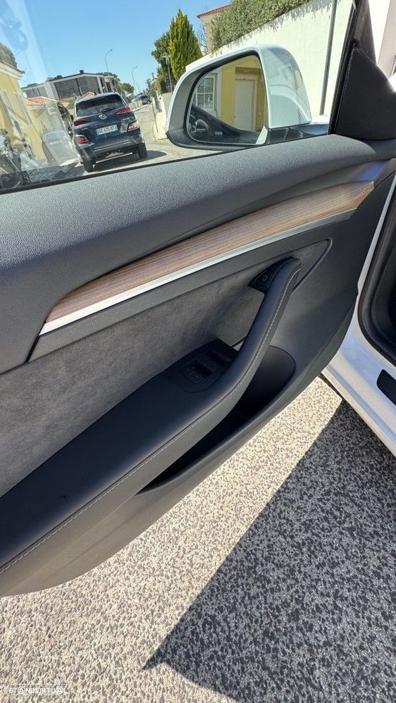 Tesla Model 3 Long Range Tração Integral Premium - 17