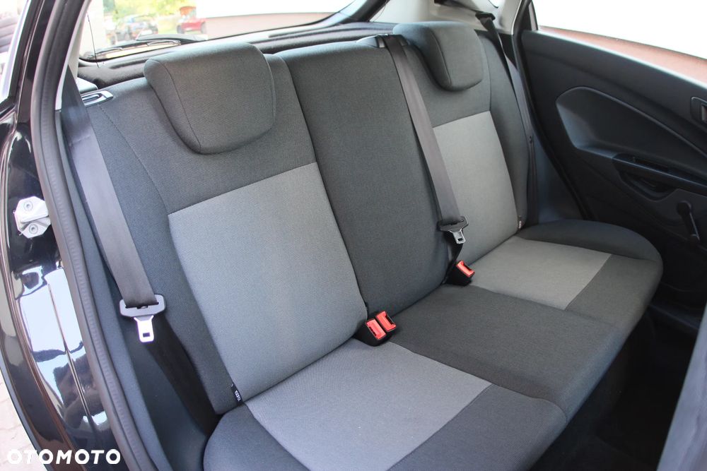 Ford Fiesta - 31