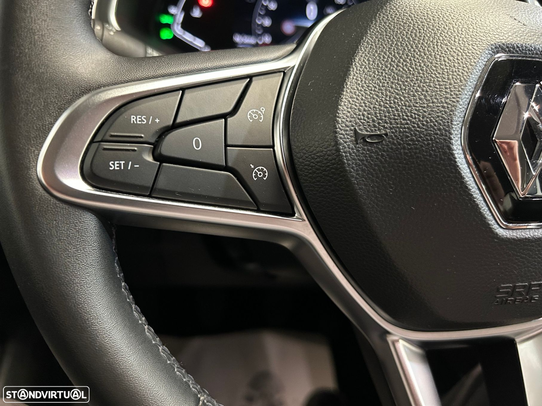 Renault Captur - 37