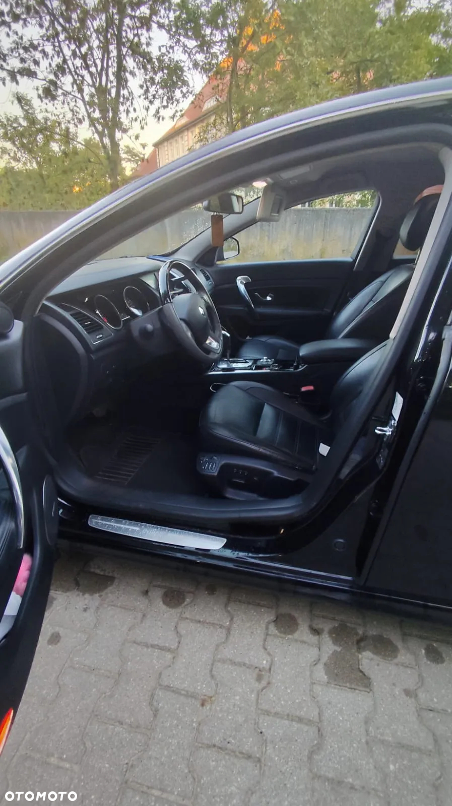 Renault Latitude 2.0 dCi Initiale - 12