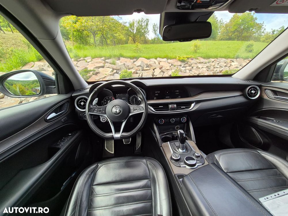 Alfa Romeo Stelvio 2.0 Turbo 16V AT8-Q4 Super - 6