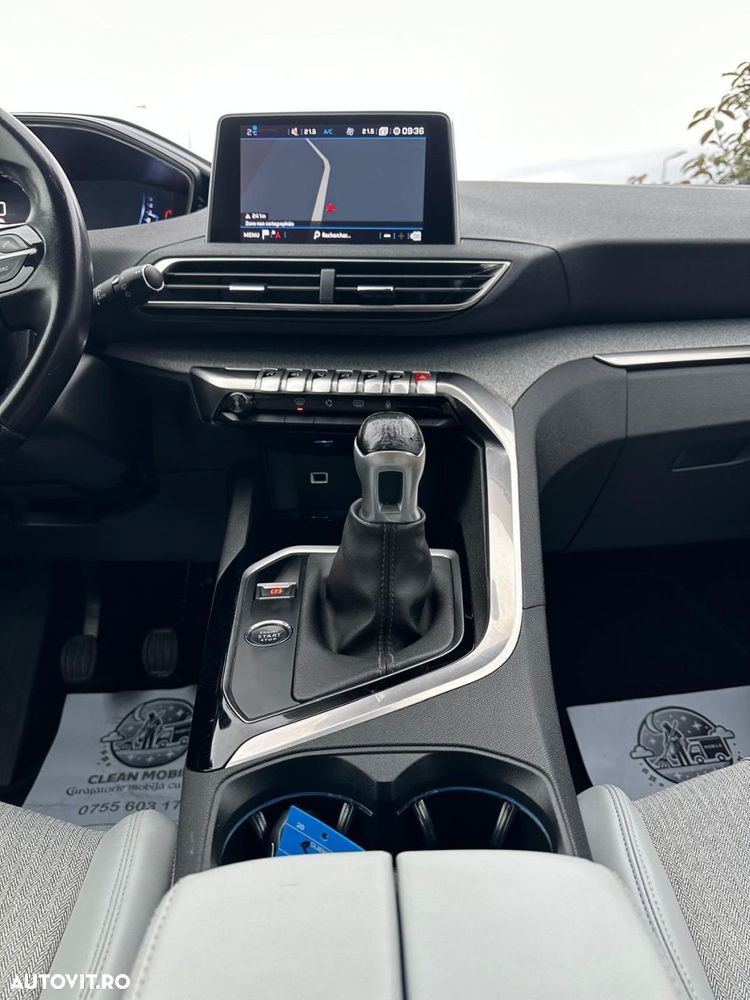 Peugeot 3008 - 15
