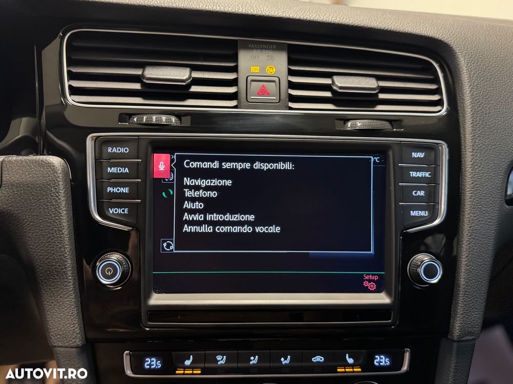 Volkswagen Golf 2.0 TDI DPF BlueMotion Technology Style - 21