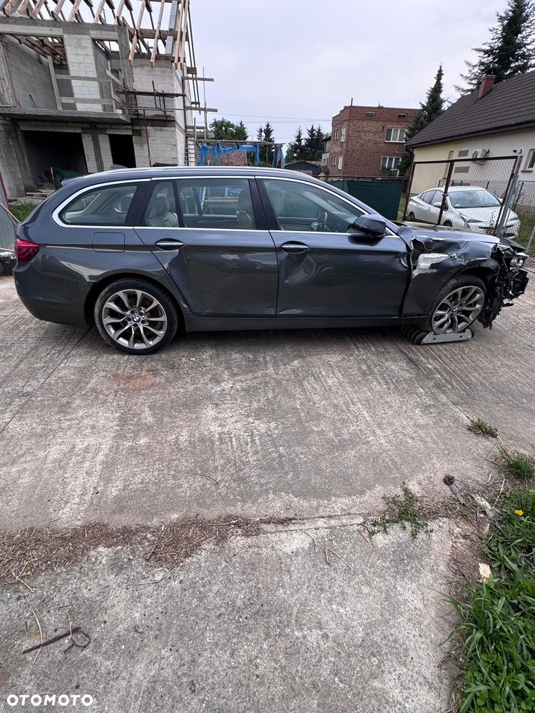 BMW Seria 5 525d xDrive Luxury Line - 8