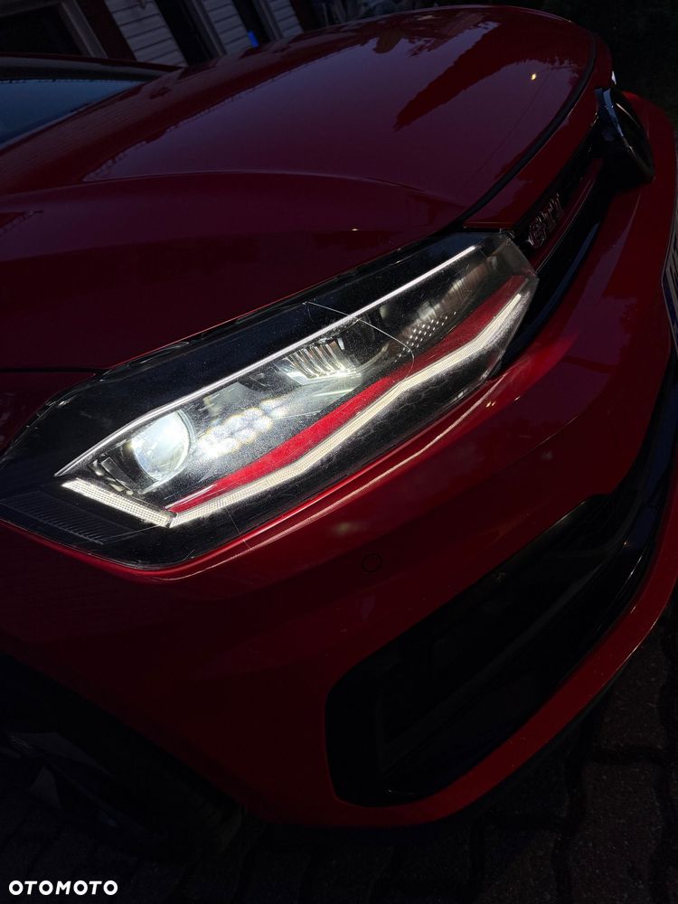 Volkswagen Polo - 13