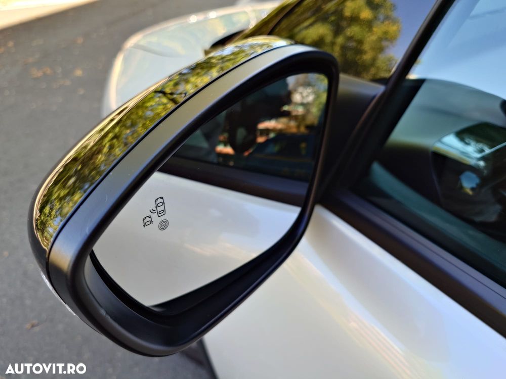 Citroën C4 Cactus 1.2 PureTech S&S BVM6 Shine - 23