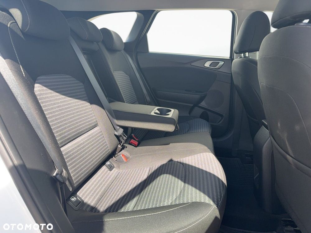 Kia Ceed - 17