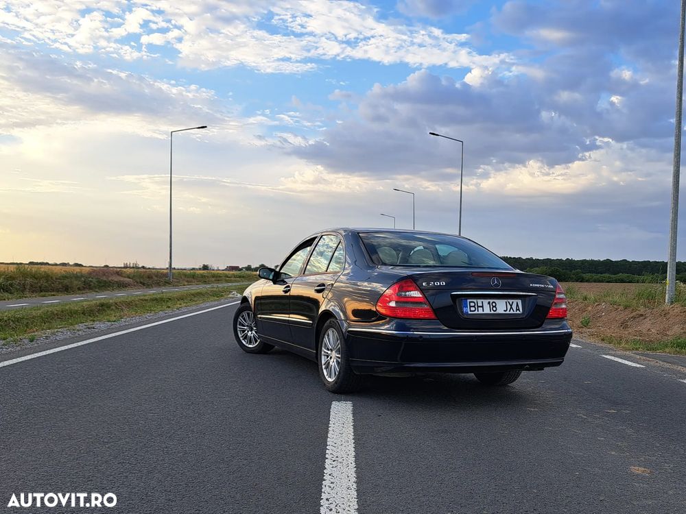 Mercedes-Benz E - 5