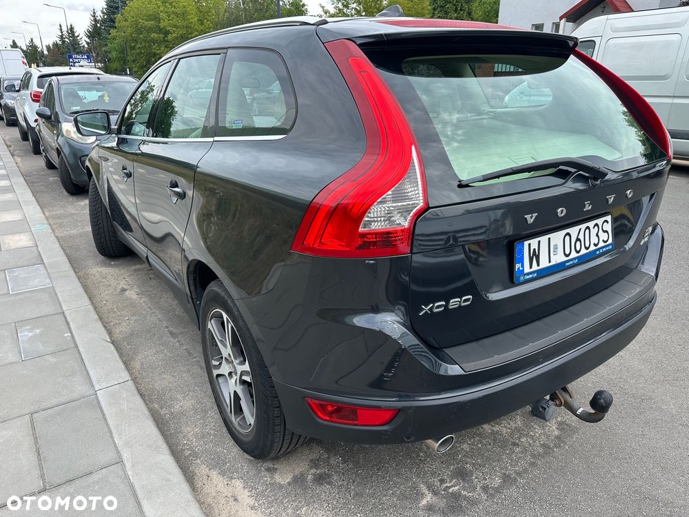 Volvo XC 60 2.4D AWD Summum - 4