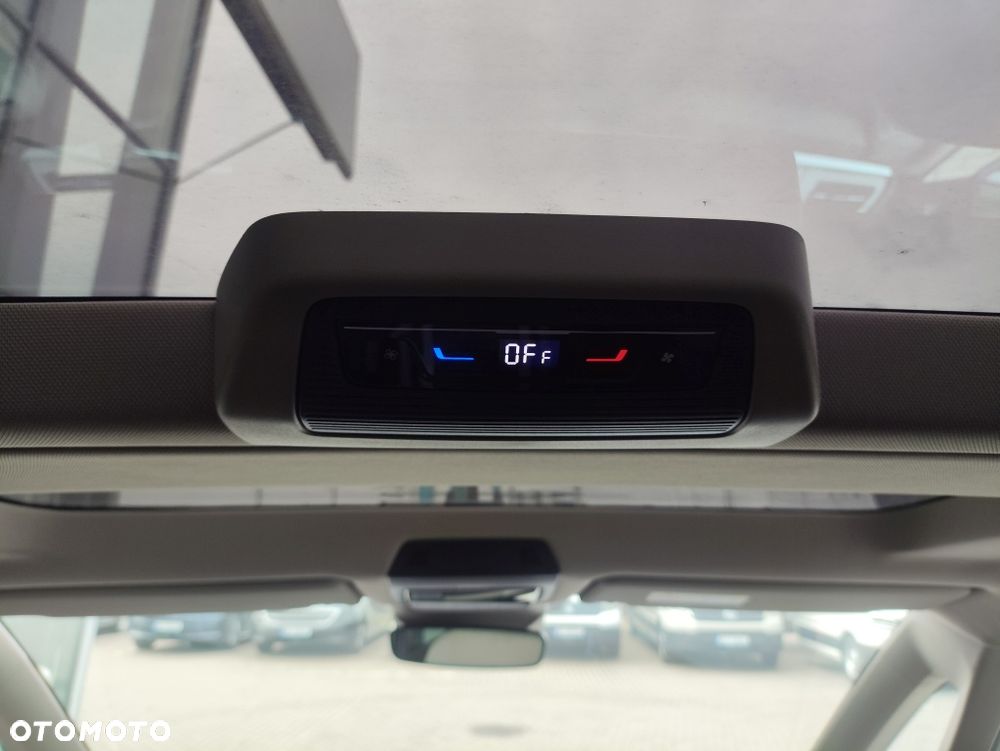 Volkswagen Multivan 2.0 TDI L2 Edition DSG - 23