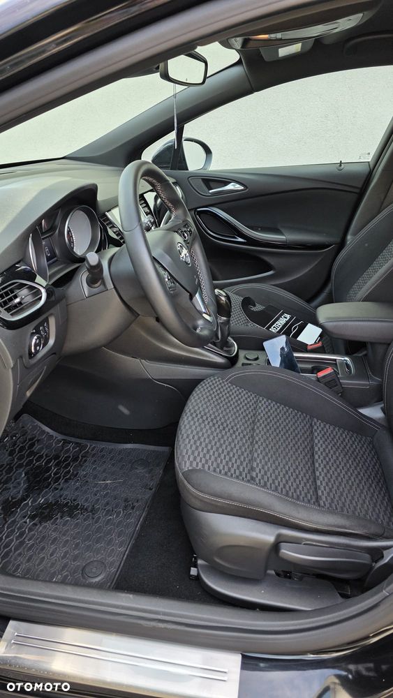 Opel Astra 1.4 T Enjoy - 15