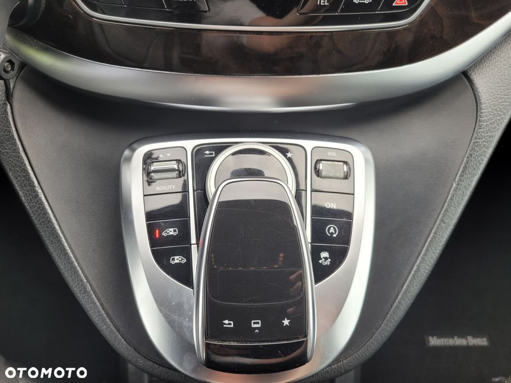 Mercedes-Benz Klasa V 250 d 4-Matic Avantgarde 7G-Tronic (d³ugi) - 19