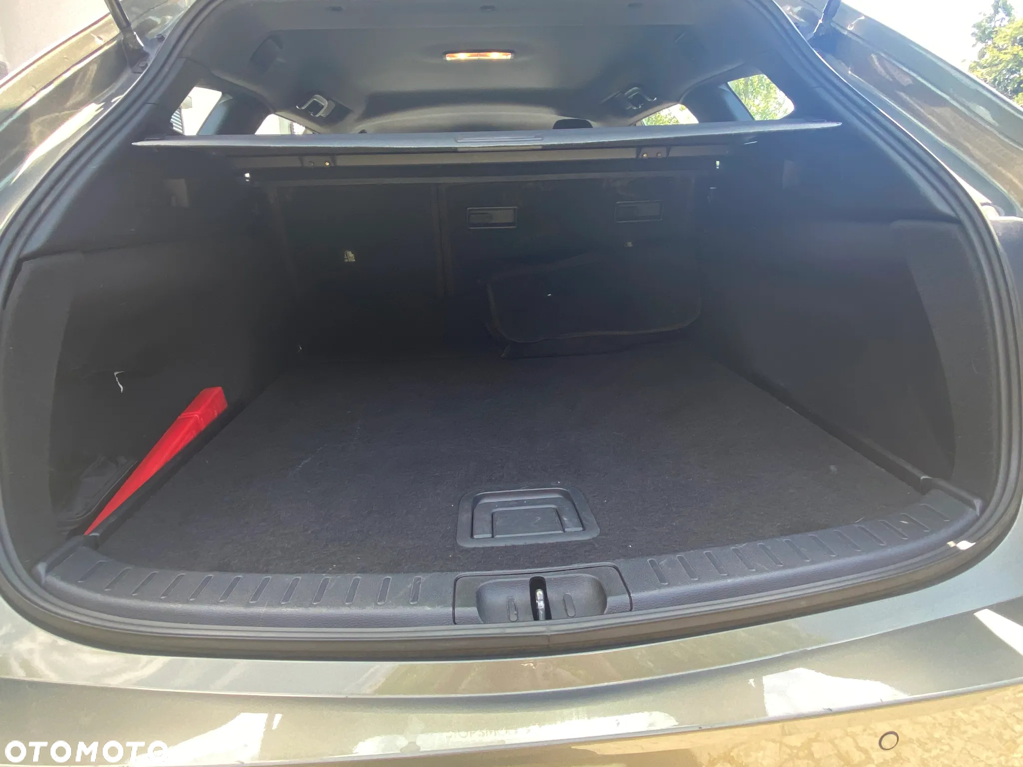 Toyota Corolla 1.8 Hybrid Comfort - 17