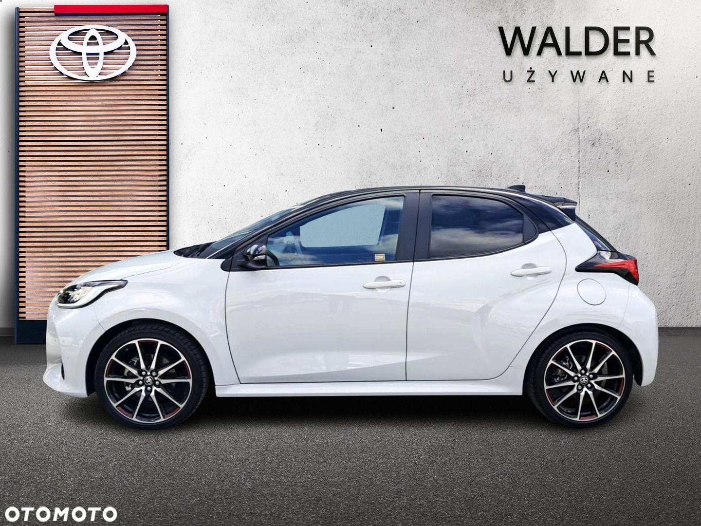 Toyota Yaris Hybrid 1.5 GR Sport - 2
