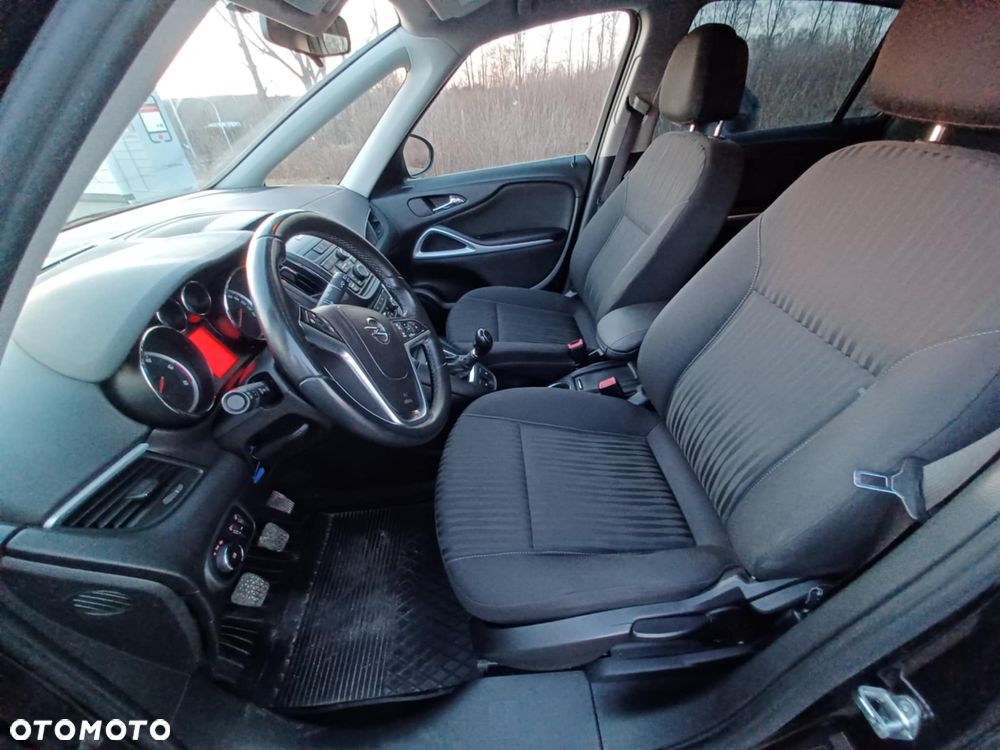 Opel Zafira Tourer 2.0 CDTI Edition - 22