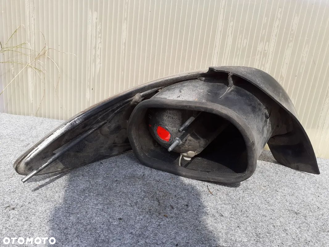LAMPA TYŁ TYLNA PRAWA PEUGEOT 206 LEXUS TUNING ORYGINAŁ WYSYŁKA! - 4