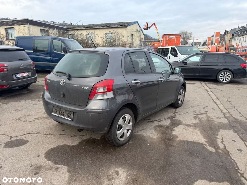 Toyota Yaris 1.33 VVT-i Comfort - 5
