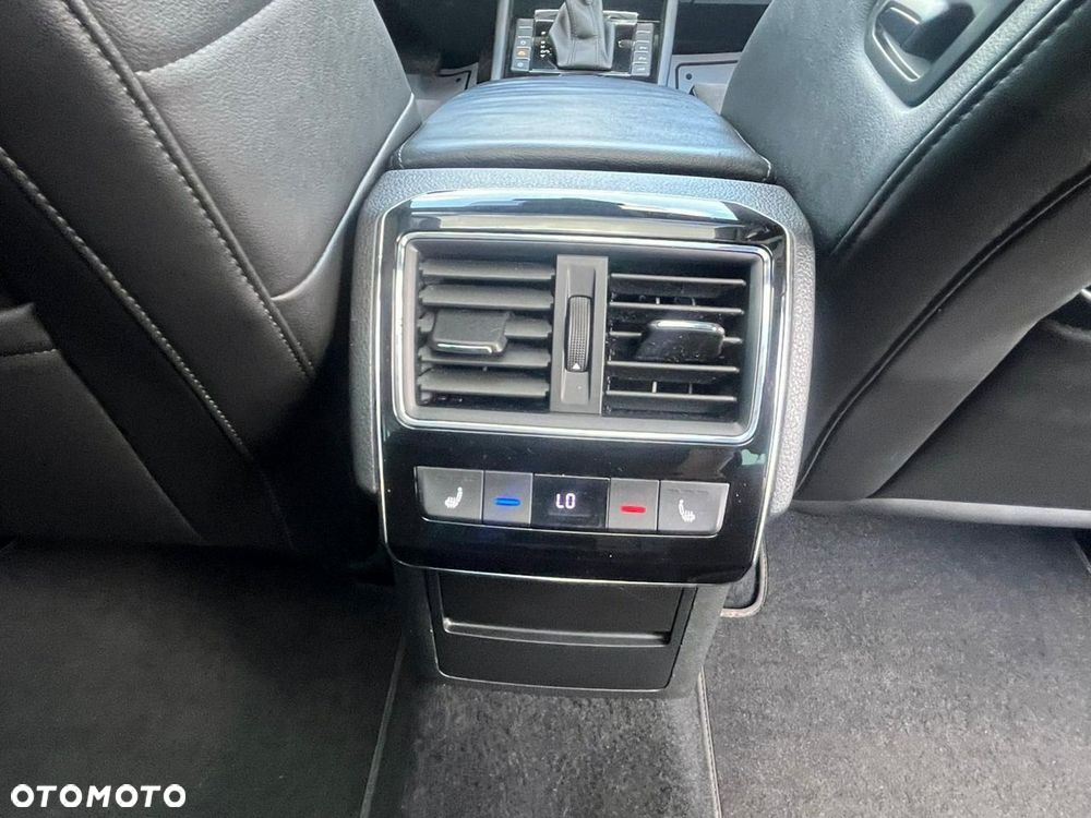Skoda Superb 2.0 TSI 4x4 DSG Style - 19