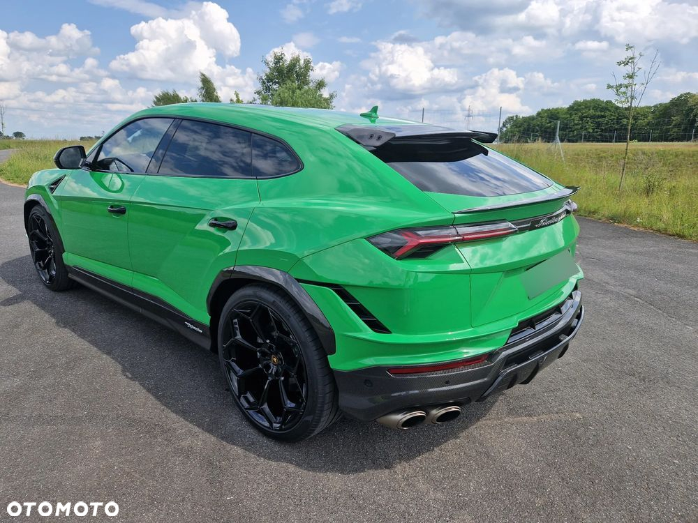 Lamborghini Urus - 23