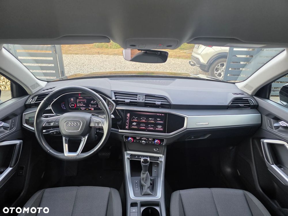 Audi Q3 35 TFSI S tronic - 9