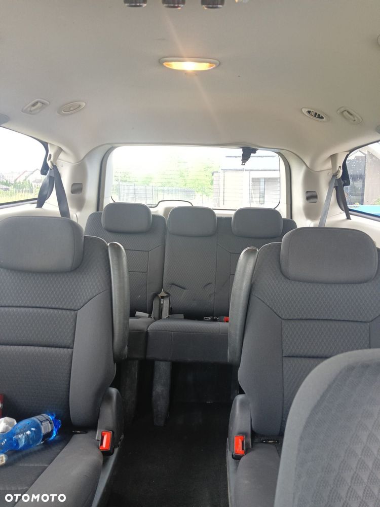Dodge Grand Caravan - 6