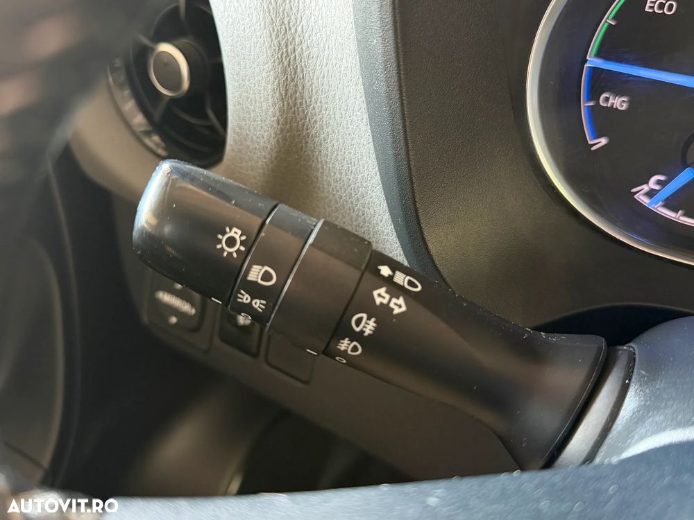 Toyota Yaris - 18