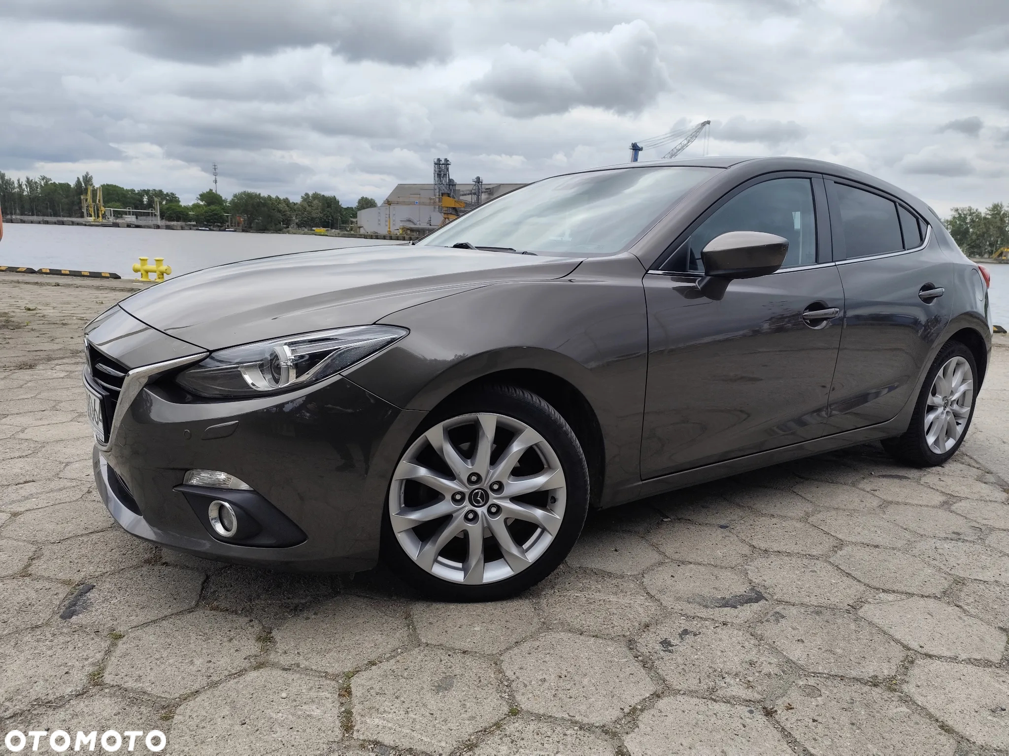 Mazda 3 SKYACTIV-G 165 Exclusive-Line - 2