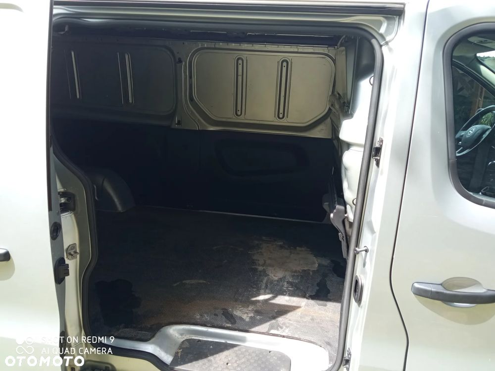 Opel VIVARO - 9