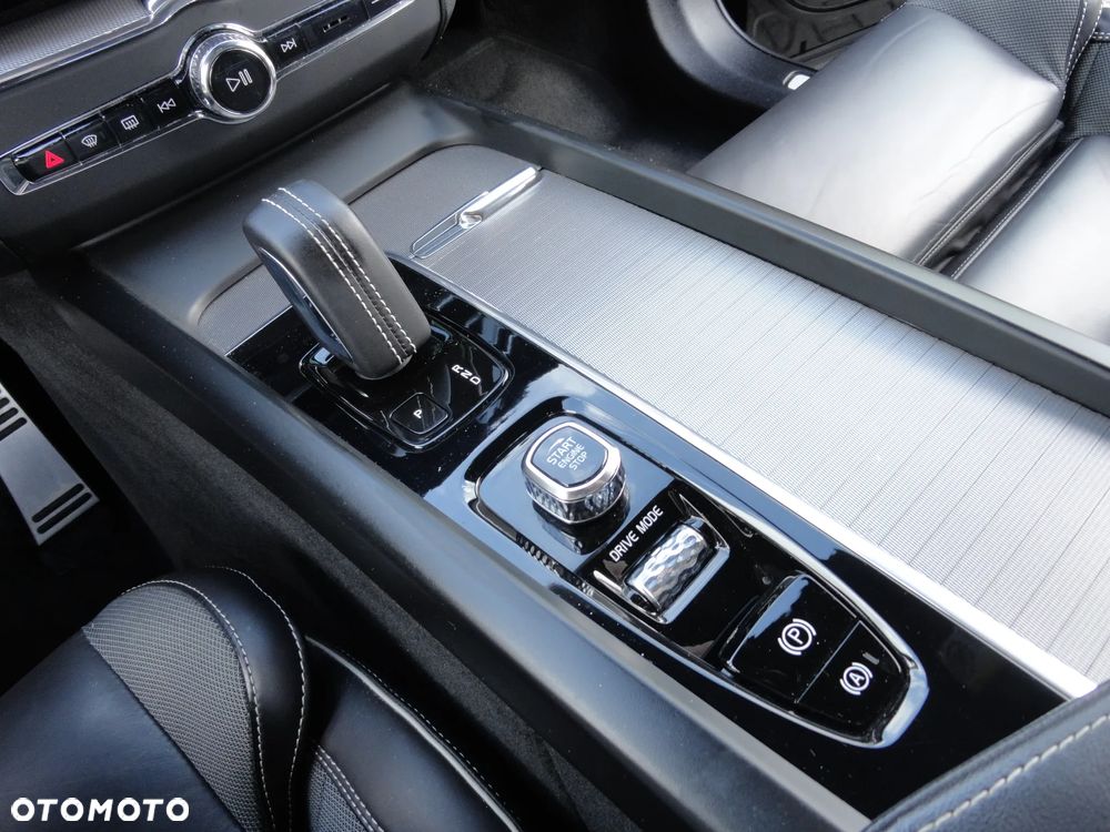 Volvo XC 60 B4 D Geartronic RDesign - 16