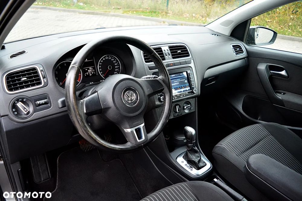 Volkswagen Polo 1.4 DSG Comfortline - 9