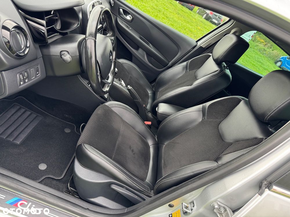 Renault Clio - 27