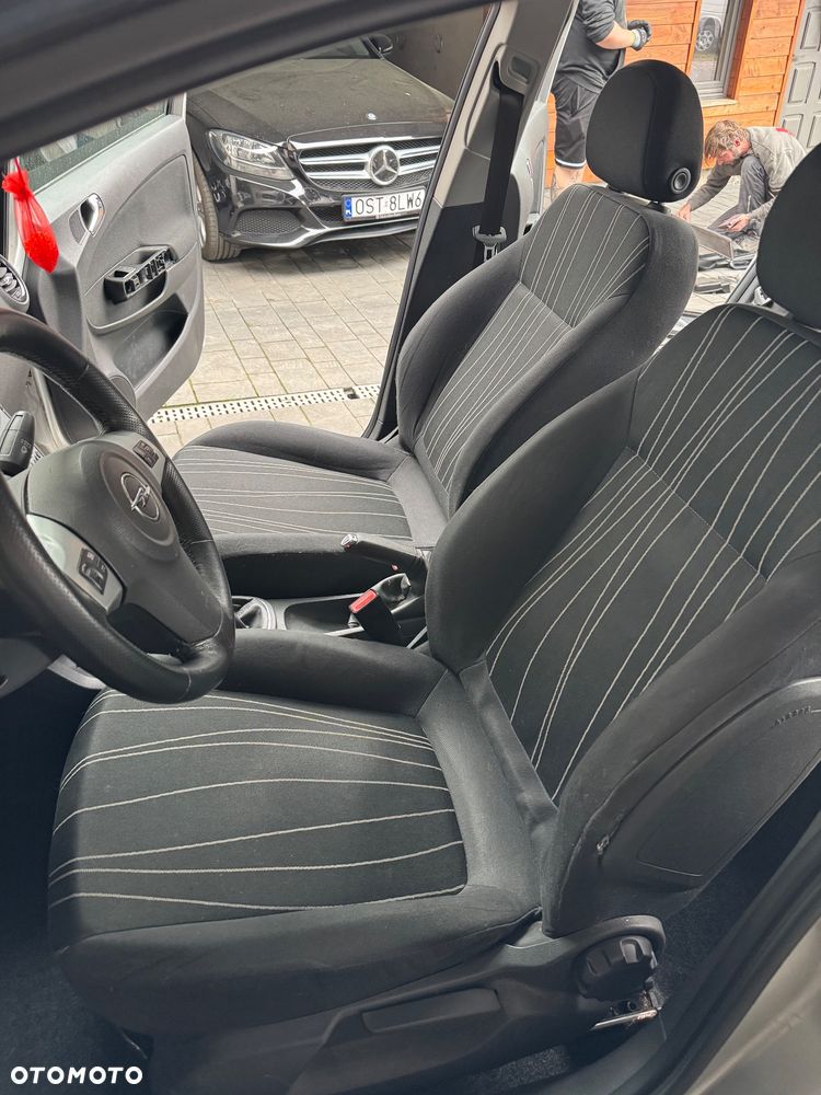 Opel Corsa - 6