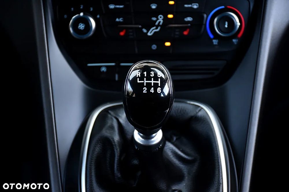 Ford C-MAX 1.0 EcoBoost Titanium ASS - 29