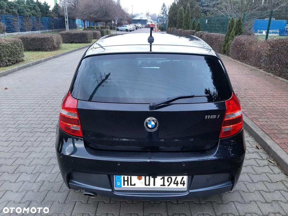 BMW Seria 1 118i Edition Sport - 6