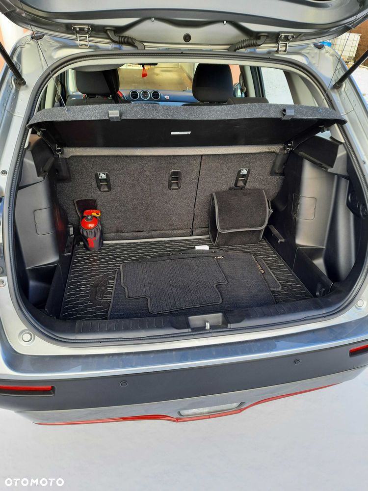 Suzuki Vitara - 8