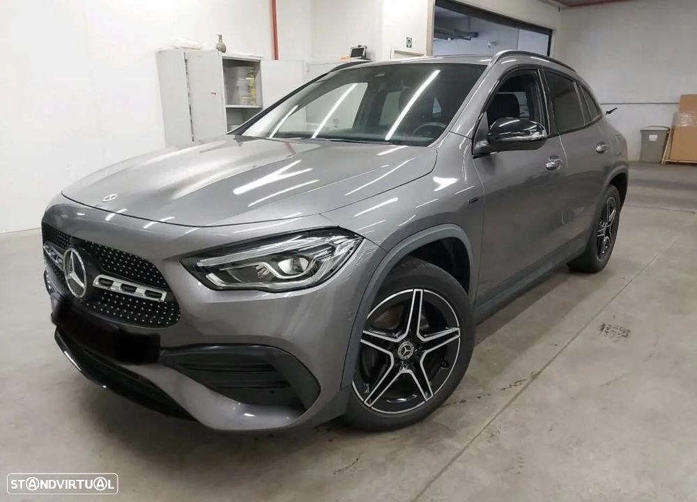 Mercedes-Benz GLA 250 e 8G-DCT AMG Line - 1
