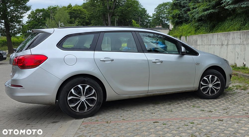 Opel Astra 1.6 CDTI Sport - 10