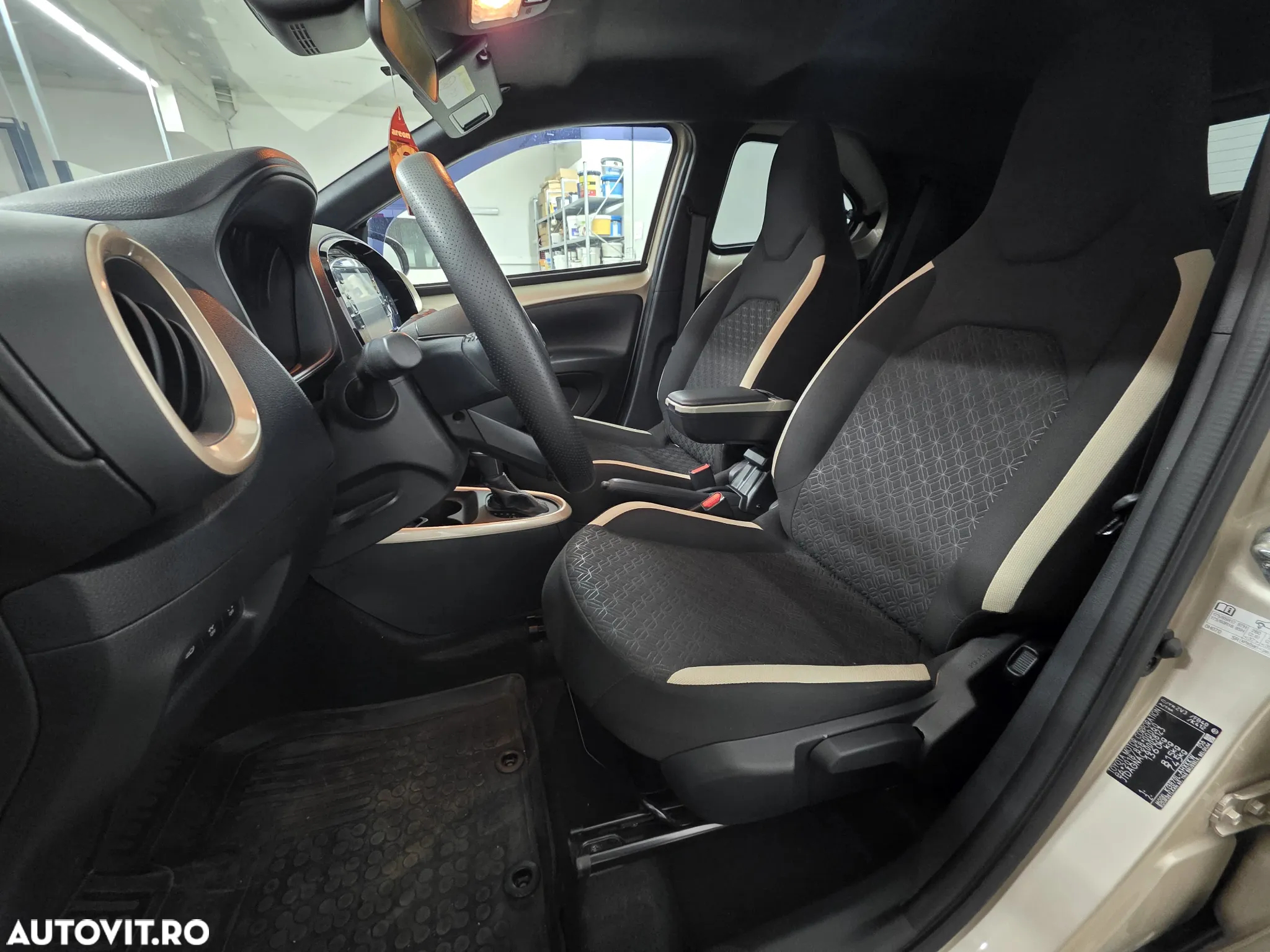Toyota Aygo X 1.0l CVT Dynamic - 10