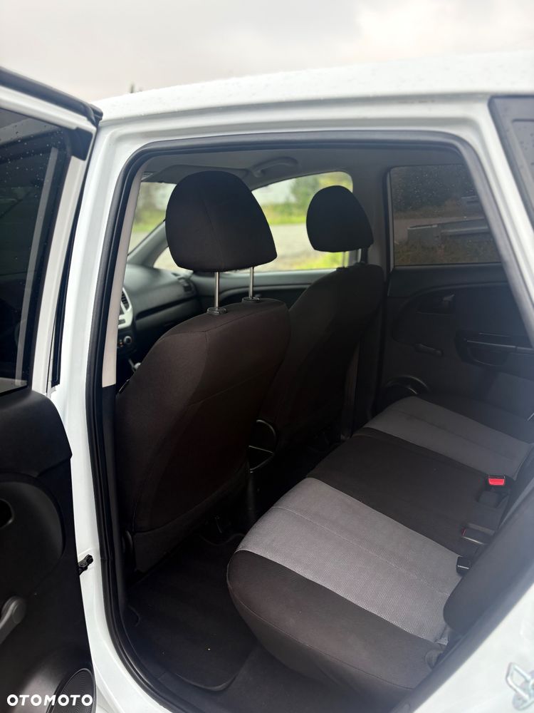 Kia Venga 1.4 CVVT Attract - 18