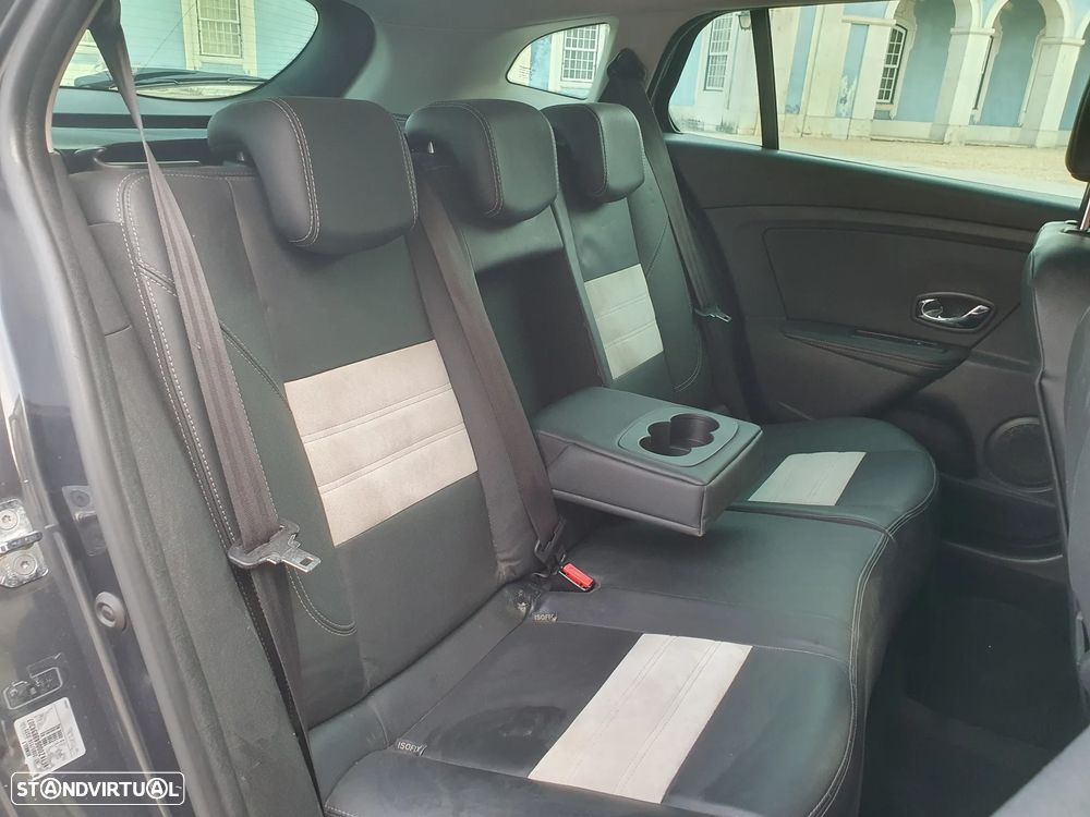 Renault Mégane Sport Tourer 1.6 dCi Bose Edition SS - 35