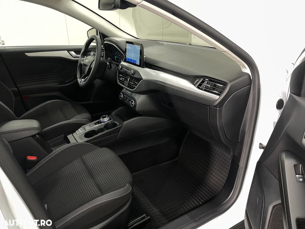 Ford Focus 1.0 EcoBoost Trend Edition - 10