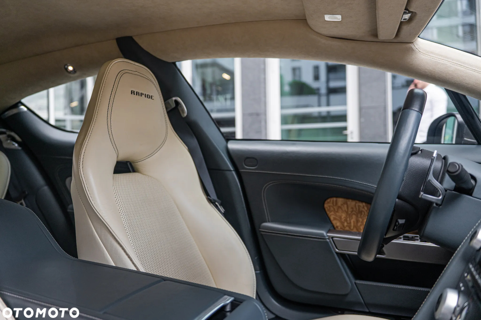 Aston Martin Rapide Touchtronic II - 21