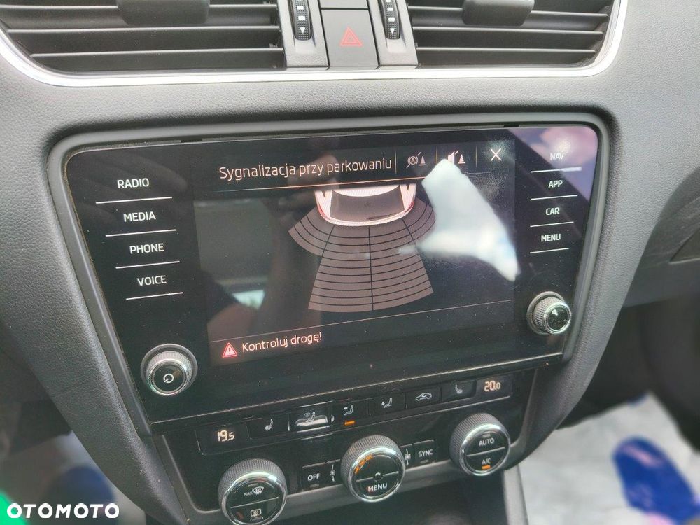 Skoda Octavia 2.0 TDI DSG Sport Edition - 22