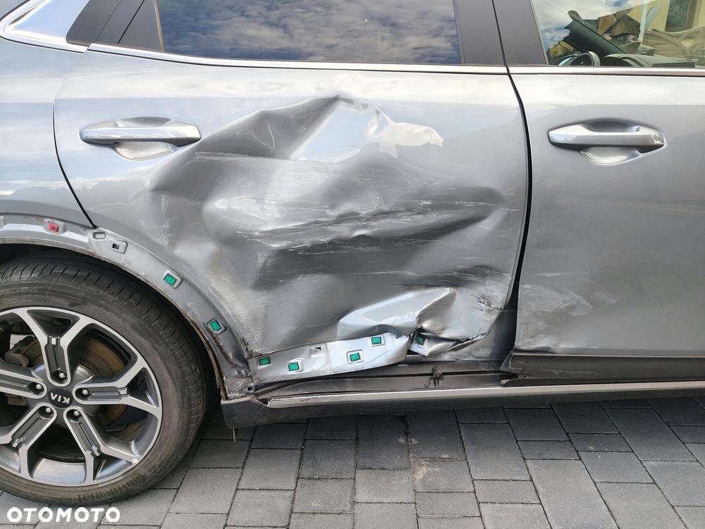 Kia XCeed 1.4 T-GDI OPF DCT7 PLATINUM EDITION - 9