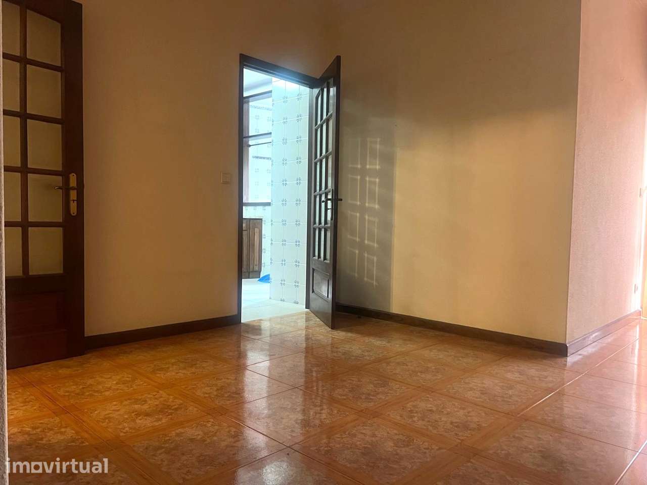T3 + 1 no Centro de Matosinhos, com terraço e 2 lugares de garagem - Grande imagem: 4/20