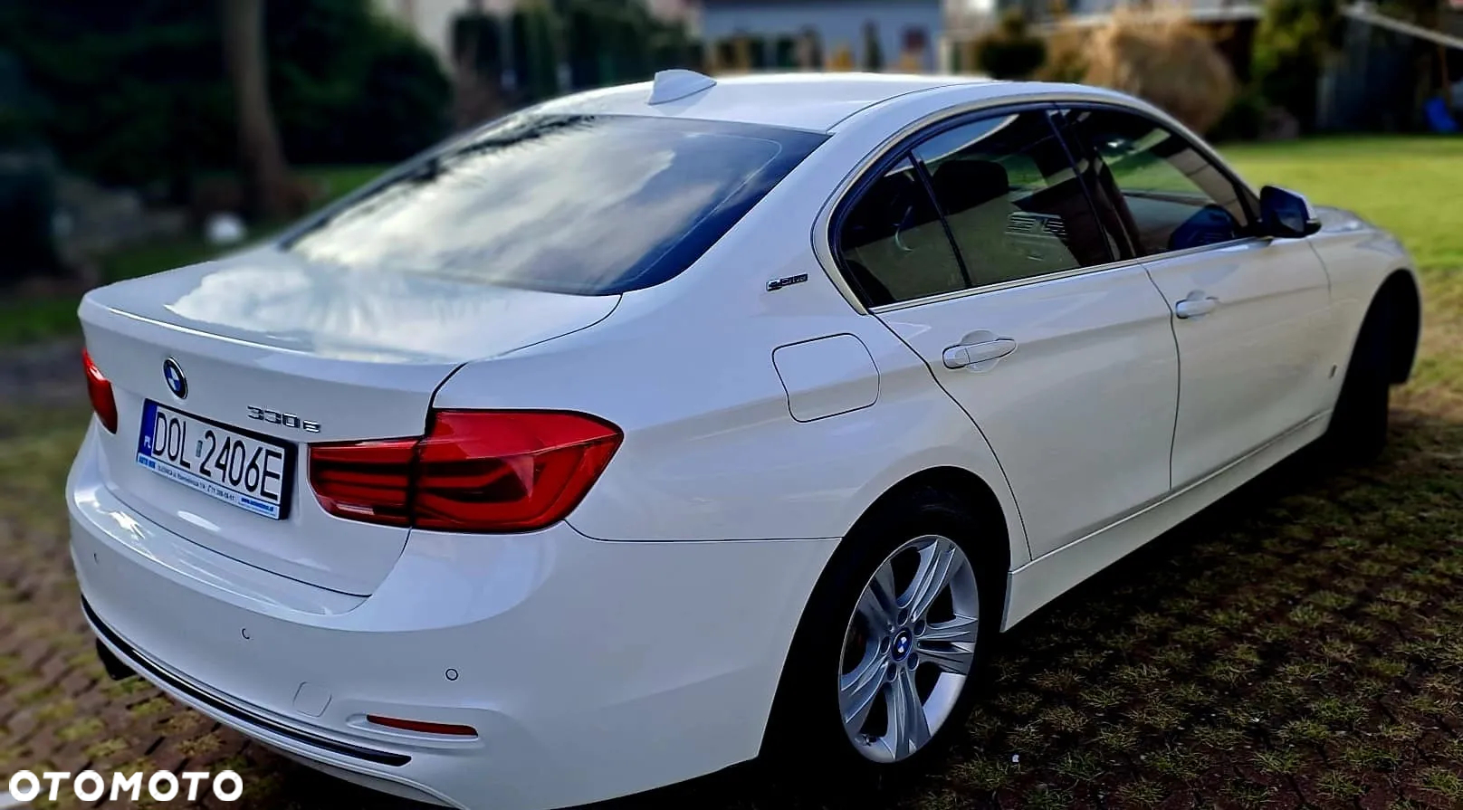 BMW Seria 3 330e iPerformance - 5